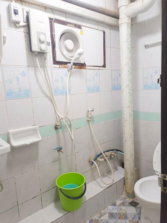 ห้องพักสุขสบายวังหลัง Μπανγκόκ Εξωτερικό φωτογραφία